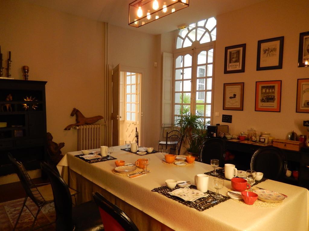 Maison Bossoreil Bed and Breakfast Angers Exterior foto